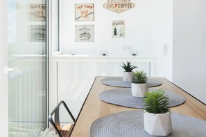 Dining - WELCS APARTMENT 375 EMP with pool and parking (Rosas / Roses)
