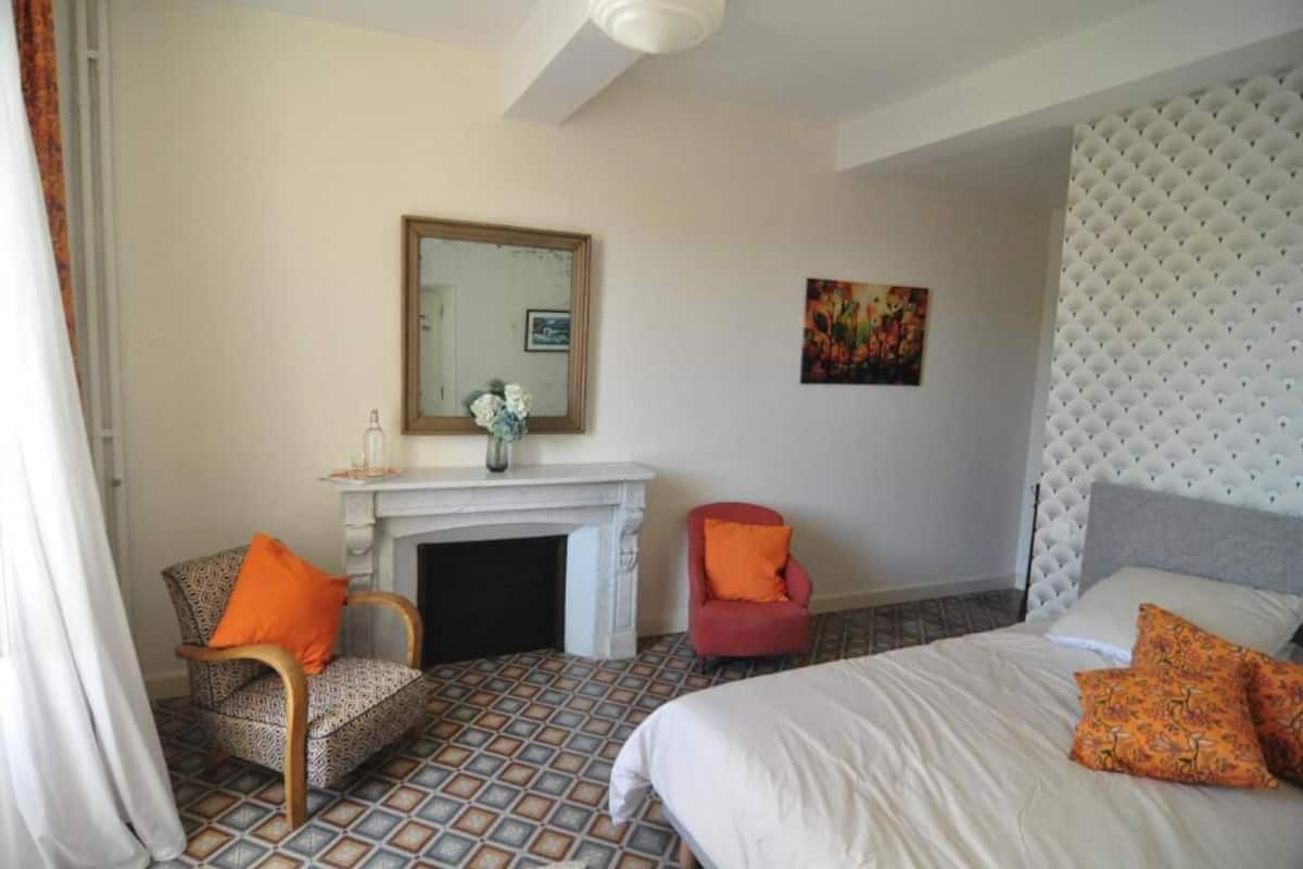 Deluxe Double Room, City View | Blackout drapes, soundproofing, free WiFi