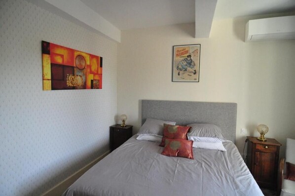 Blackout curtains, soundproofing, free WiFi - Le Relais des Vignerons (Conilhac-Corbières)