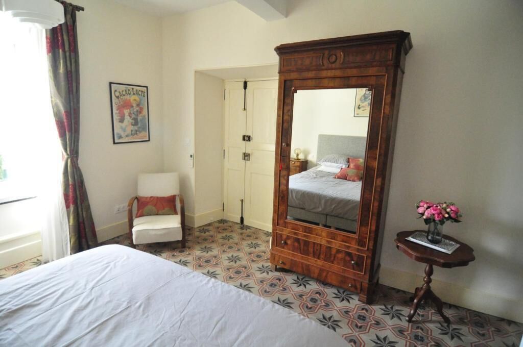 Deluxe kamer, 1 twee- of 2 eenpersoonsbedden, uitzicht op tuin | Verduisterende gordijnen, geluiddichte muren, gratis wifi