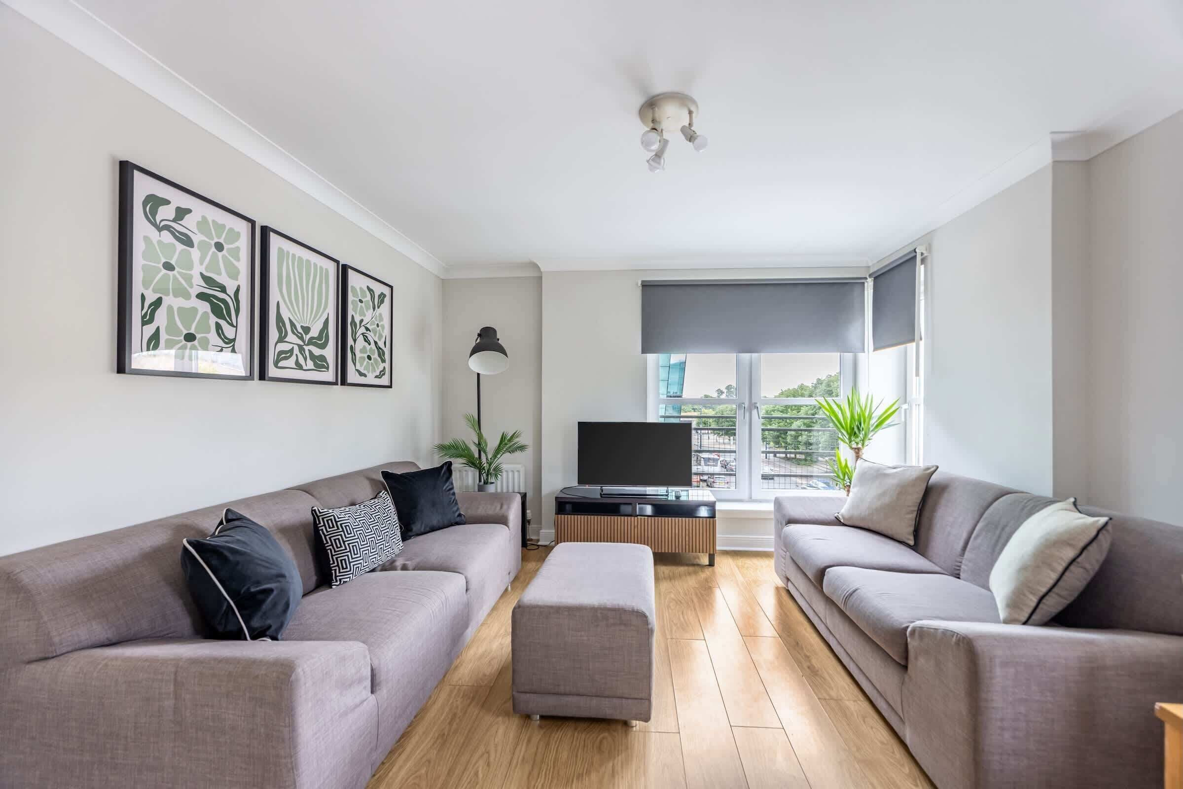 Smart TV, offices
