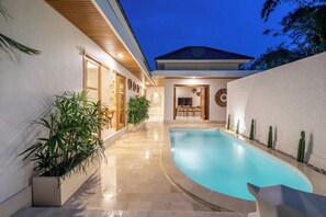 Vila luxo, 3 quartos, piscina particular | Piscina | Piscina externa