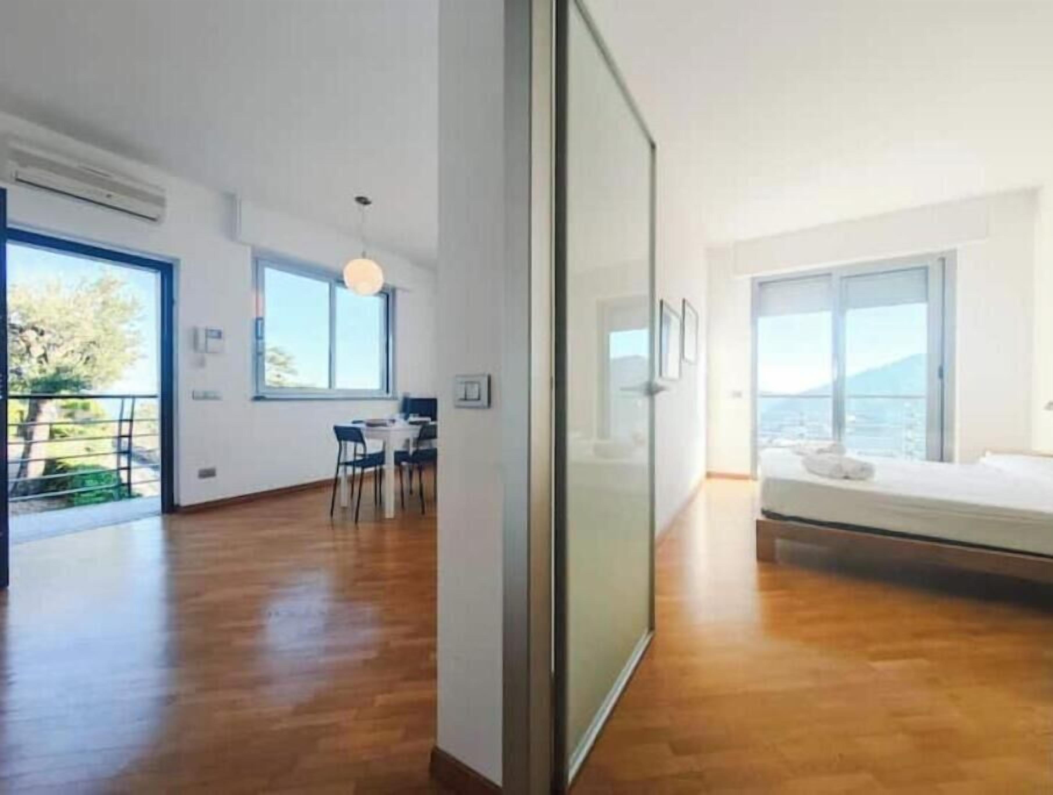 1 bedroom, iron/ironing board, internet, bed sheets