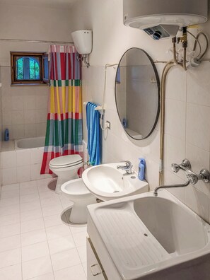 Appartement, vue montagne | Salle de bain