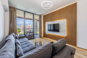 Fernseher