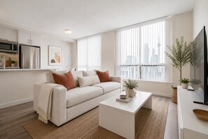 Standard Room | Living area - Luma & Laurel's (Toronto)