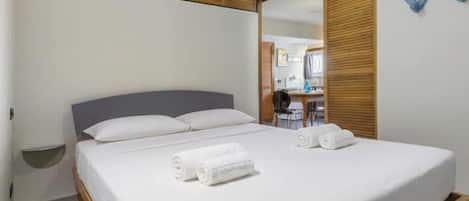 2 bedrooms, WiFi, bed sheets