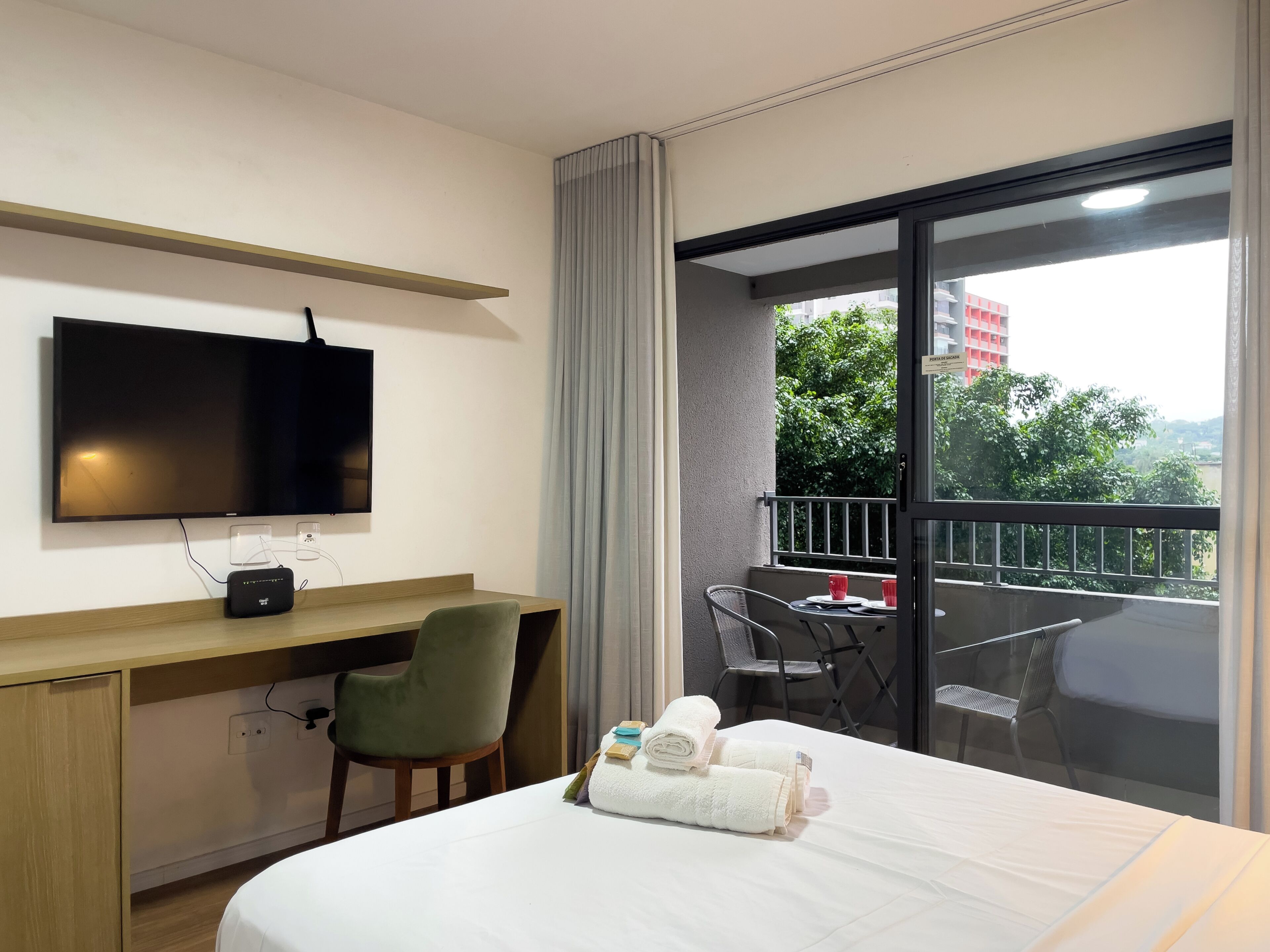Classic Studio, Lanai, City View | Free WiFi