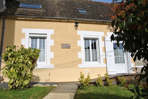 Exterior - Green escape and disconnection at Gîte le Guêpier (Prissac)