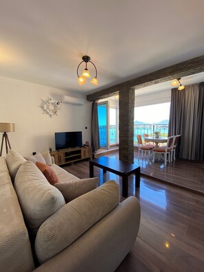 Living area - Sveti Stefan Panorama View Apartment (Sveti Stefan)