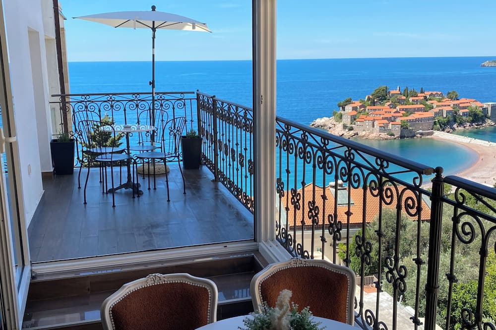 Sveti Stefan Panorama View Apartment