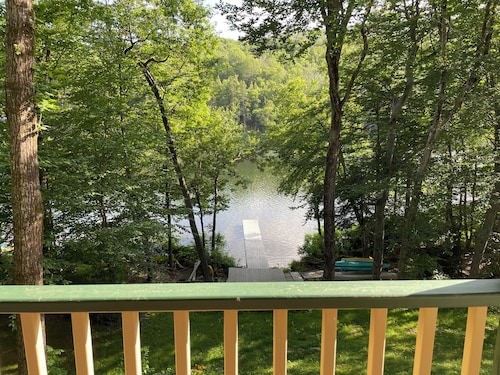 Waterfront Family Friendly 3bed/2Bath home near Sunapee