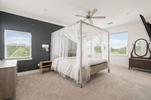 5 chambres, bureau, Wi-Fi gratuit, draps fournis