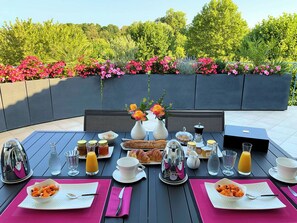 Buiten dineren