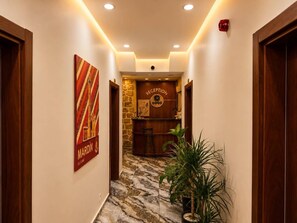 Lobby - MARDİA KONAĞI (Mardin)