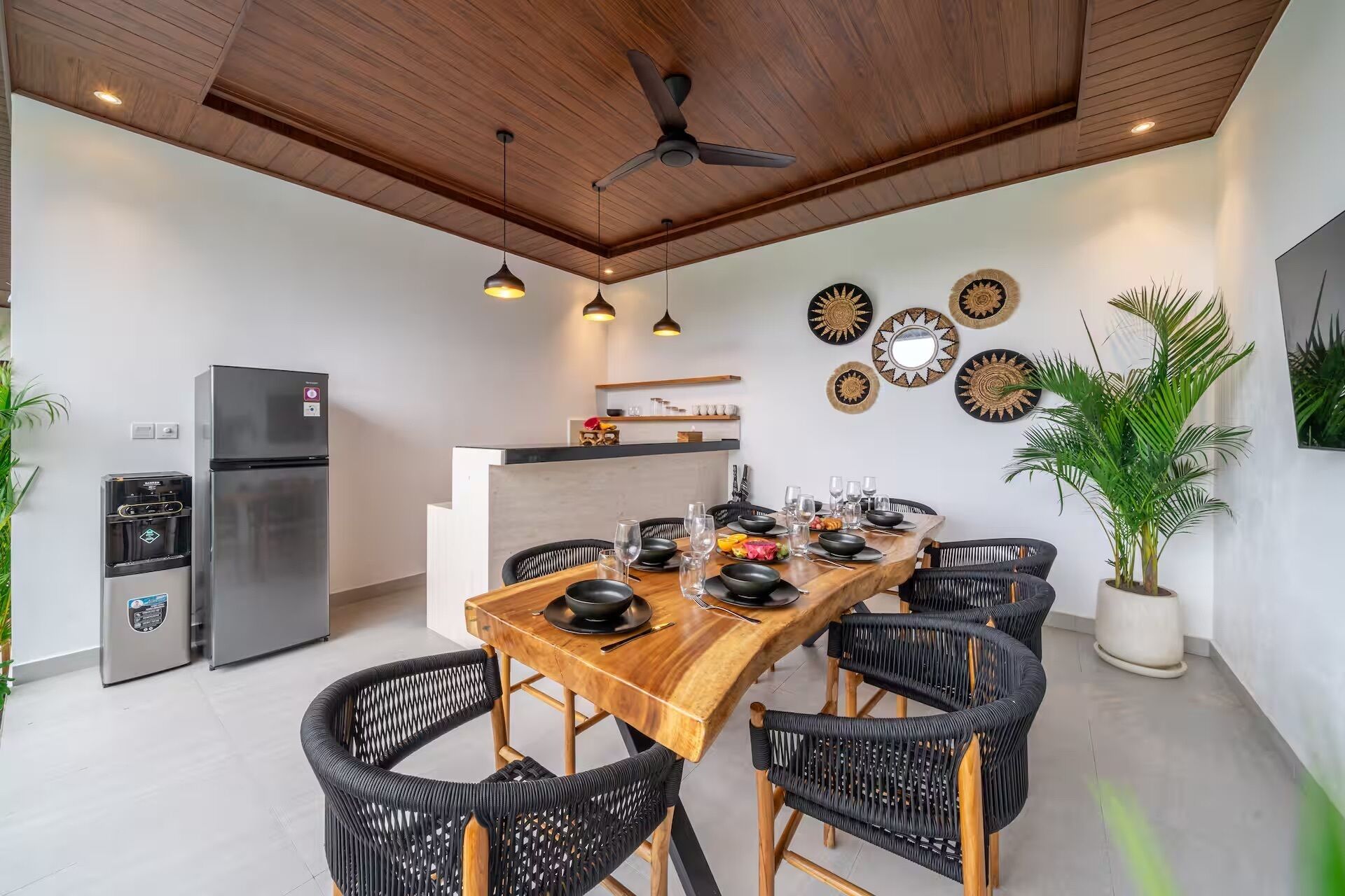 Family Villa, 4 Bedrooms, Private Pool | Dining