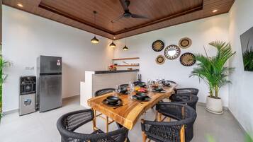 Family Villa, 4 Bedrooms, Private Pool | Dining