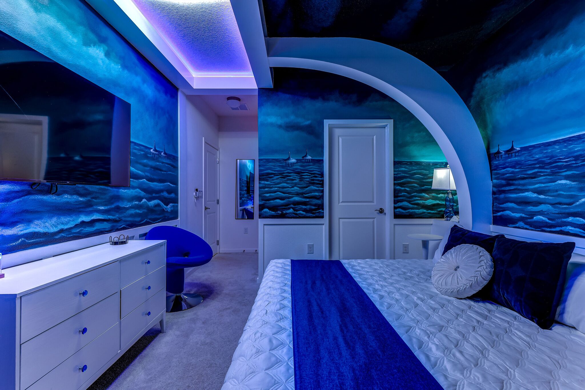 4 bedrooms, iron/ironing board, travel crib, free WiFi