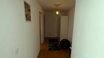 Room, 1 Bedroom | Interior