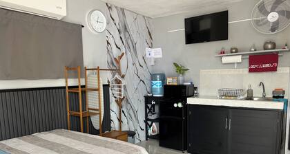 Small Private Studio with WiFi Ideal for Remote Working