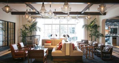 Four Seasons 2-bedroom resort in gorgeous Carlsbad