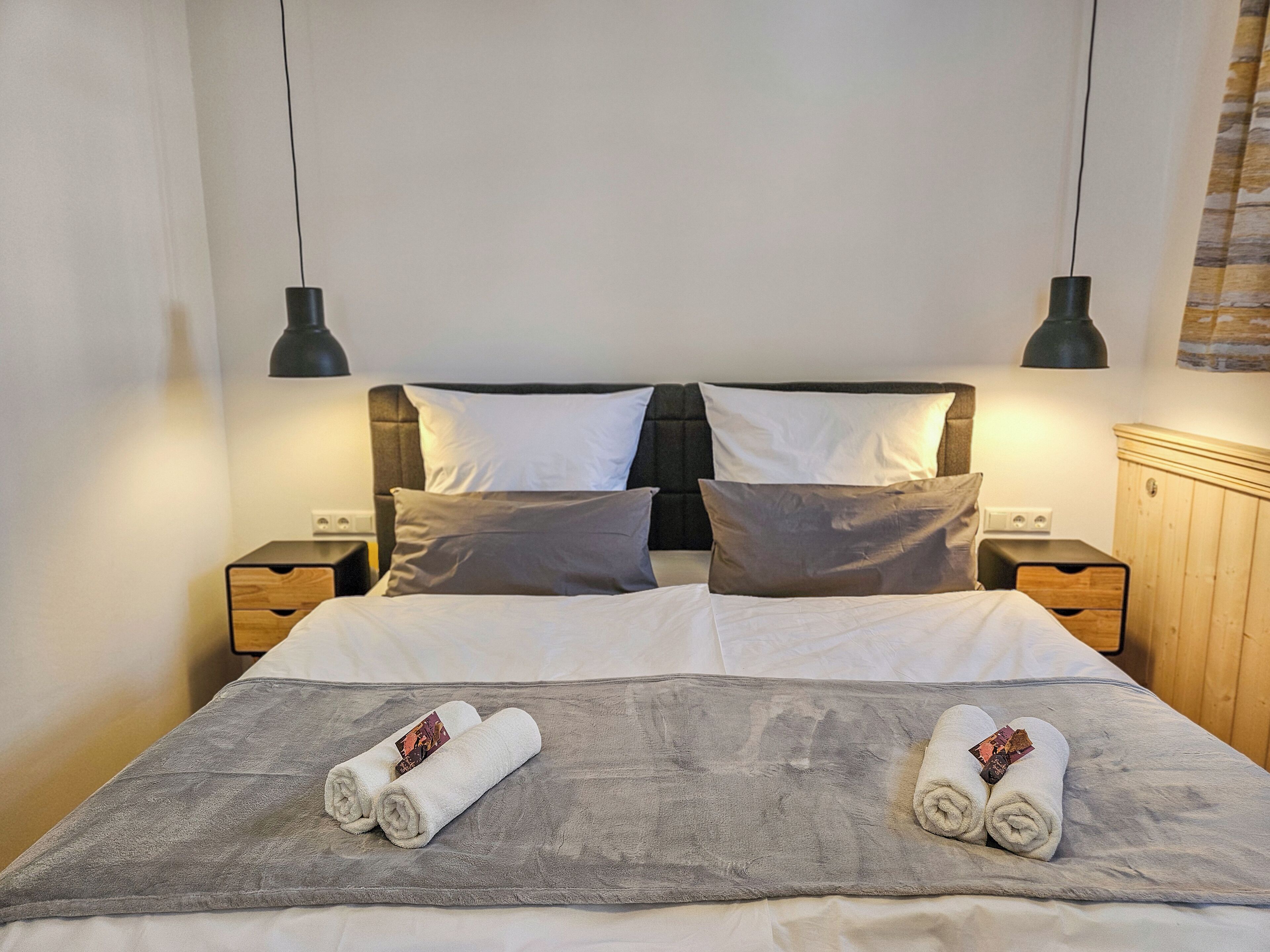1 slaapkamer, een bureau, gratis wifi, beddengoed