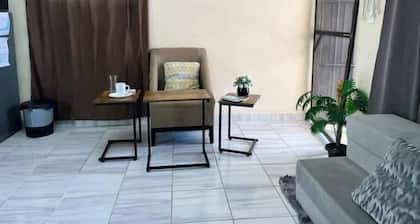 Apartment with Wi-Fi, A/C, and parking—near downtown and the boulevard