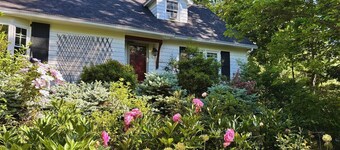 Tranquil Treetop Guest House + Gardens Near Tanglewood and the Berkshires