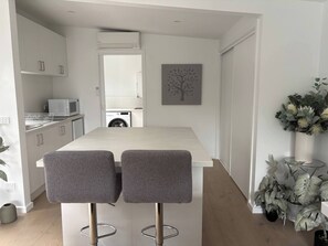 Interior - The Enchanted Studio - New 1 Bedroom Coastal Stay (Cape Woolamai)