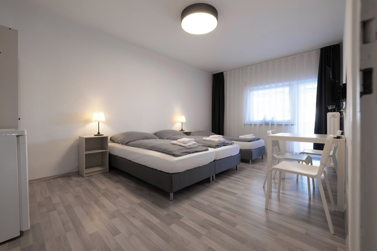 Triple Room, Balcony | Free WiFi, bed sheets