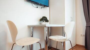 Superior-Zweibettzimmer, Stadtblick (Z5) | Kostenloses WLAN, Bettwäsche