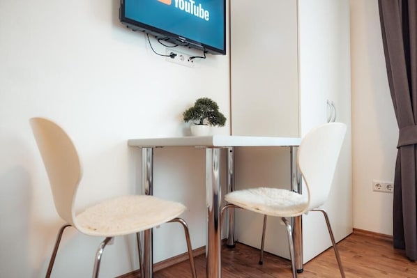 Superior Twin Room, City View (Z5) | Free WiFi, bed sheets