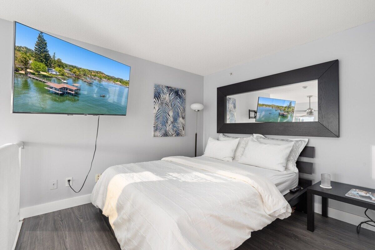 1 bedroom, WiFi (free), bed sheets
