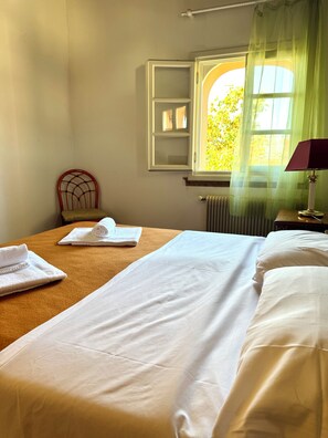 Doppelzimmer, Hügelblick