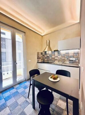 Dining - Vrbo Property (Finale Ligure)