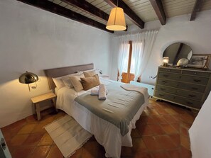 Iron/ironing board, Internet, bed sheets - CHARMING VILLAGE HOUSE (Bullas)