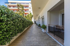 Terrace/patio - Waterfront Cozy Apartment | 1BR with Free Parking by PikHost (Shëngjin)