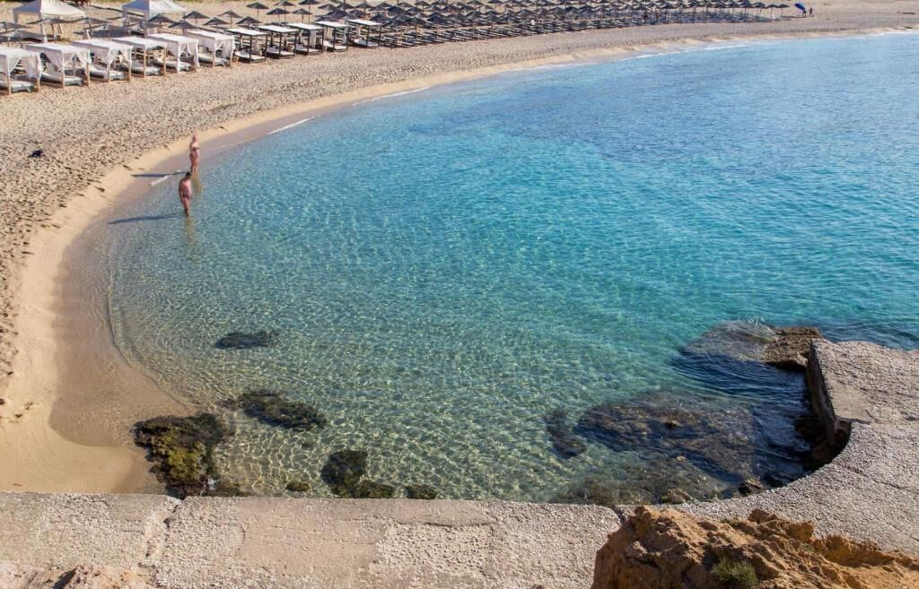 Deluxe Room, Balcony, Pool View | Beach