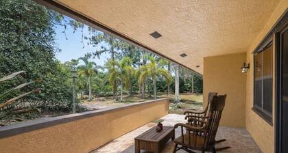 Serene 1-bedroom farmhouse in West Palm Beach