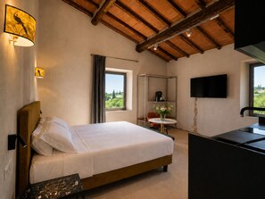 Room - Double room-Superior-Mobility bath-Garden view (Castiglione della Pescaia)