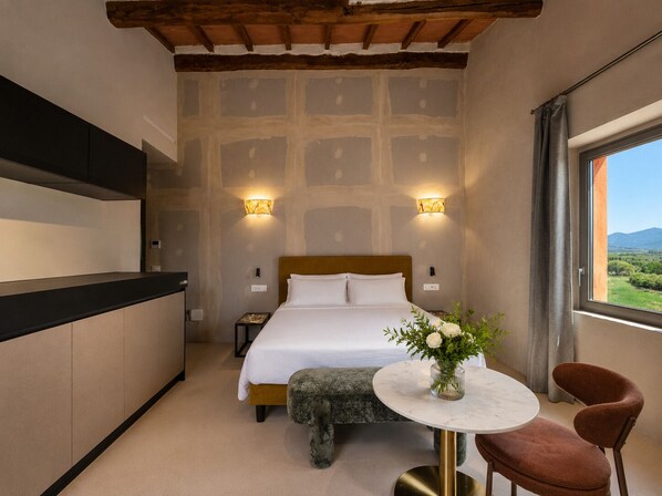 Room - Double room-Superior-Mobility bath-Garden view (Castiglione della Pescaia)