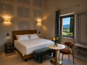 Room - Double room-Modern-Private Bathroom-Countryside view (Castiglione della Pescaia)