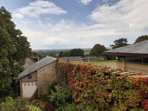Property grounds - Large gîte with garden close to town center and exceptional panorama (Avranches)
