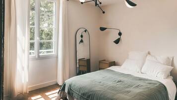 6 chambres, fer et planche à repasser, Wi-Fi, literie fournie