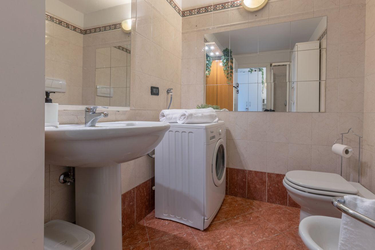 Doccia, bidet, asciugamani