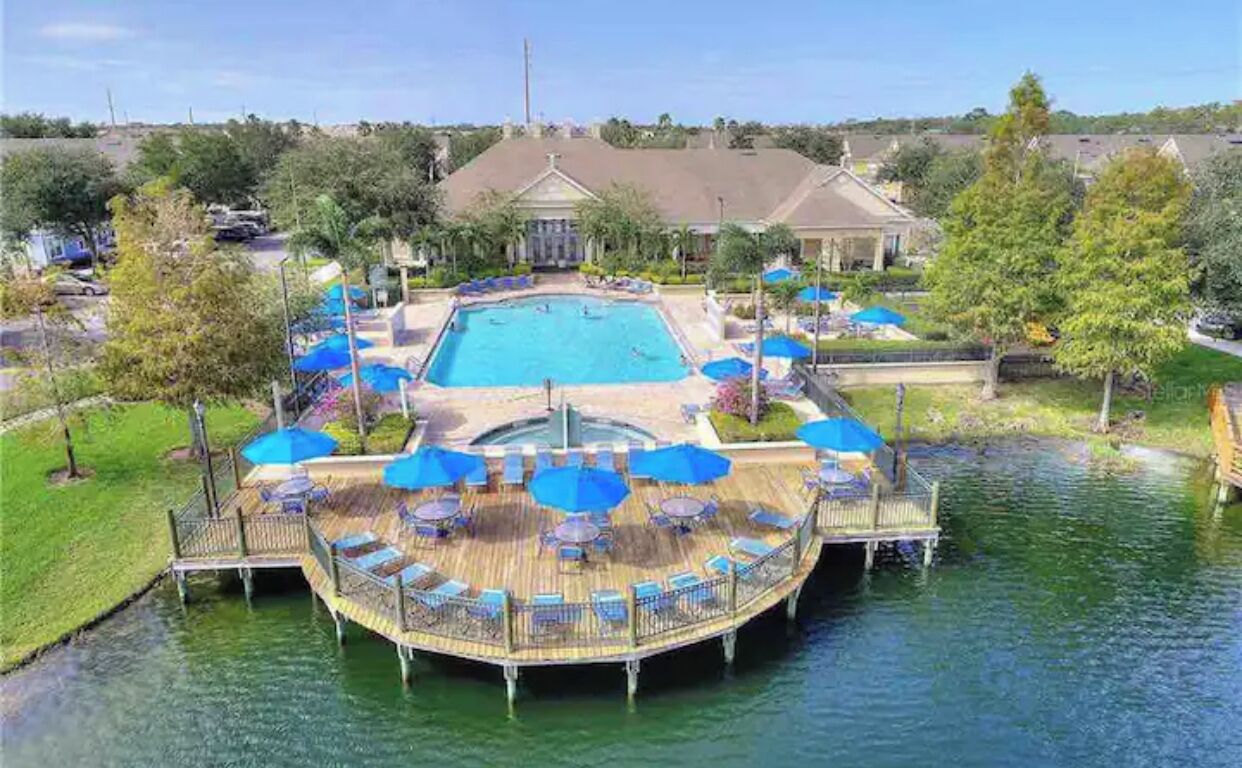 Utomhuspool