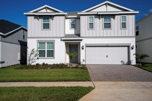 Exterior - Brand New 10BR 8BA/Themed BR/PrivatePool/SPA 16276 (Clermont)