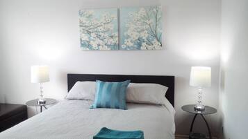 Iron/ironing board, WiFi, bed sheets