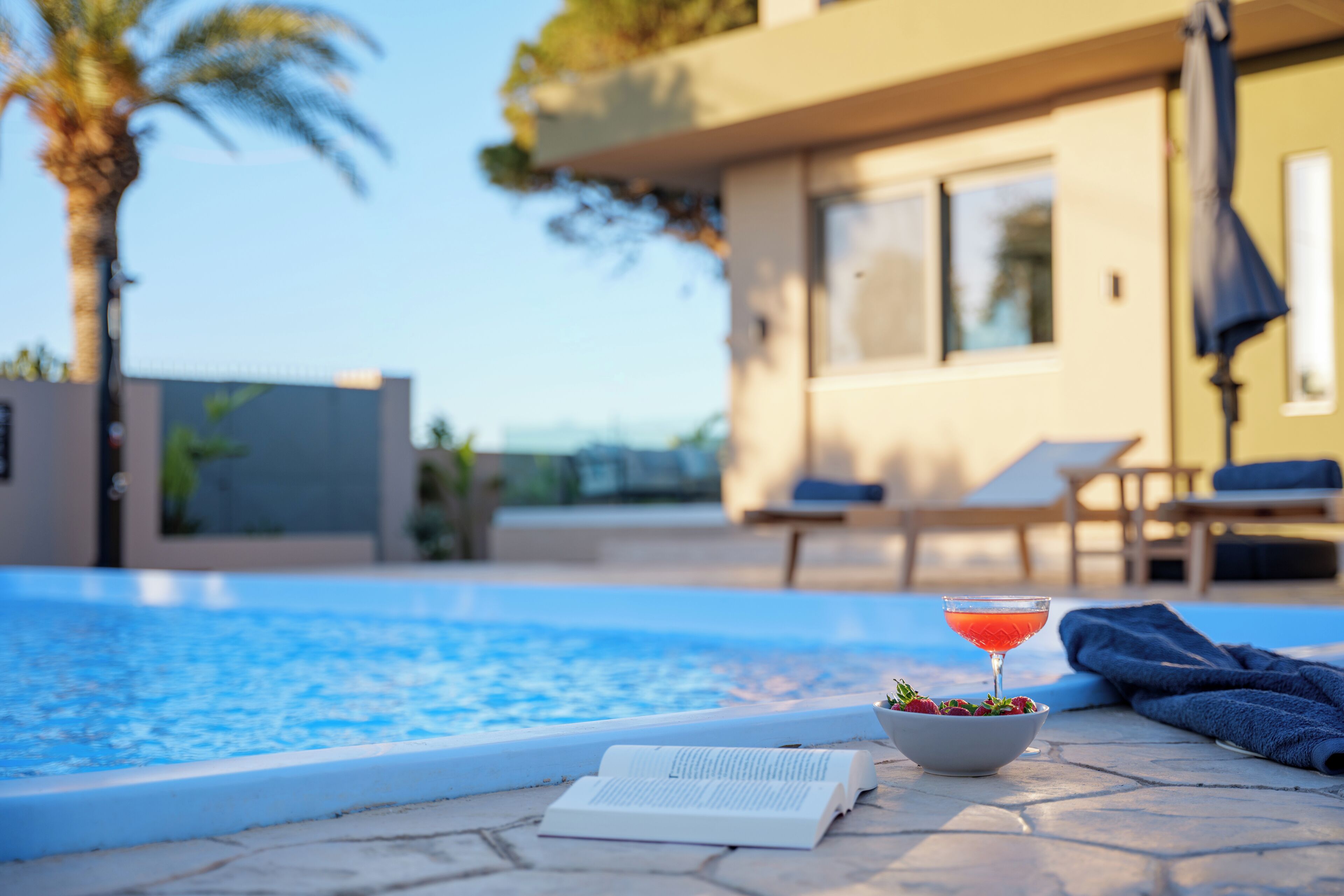 Luxury Villa | Pool | Seasonal outdoor pool