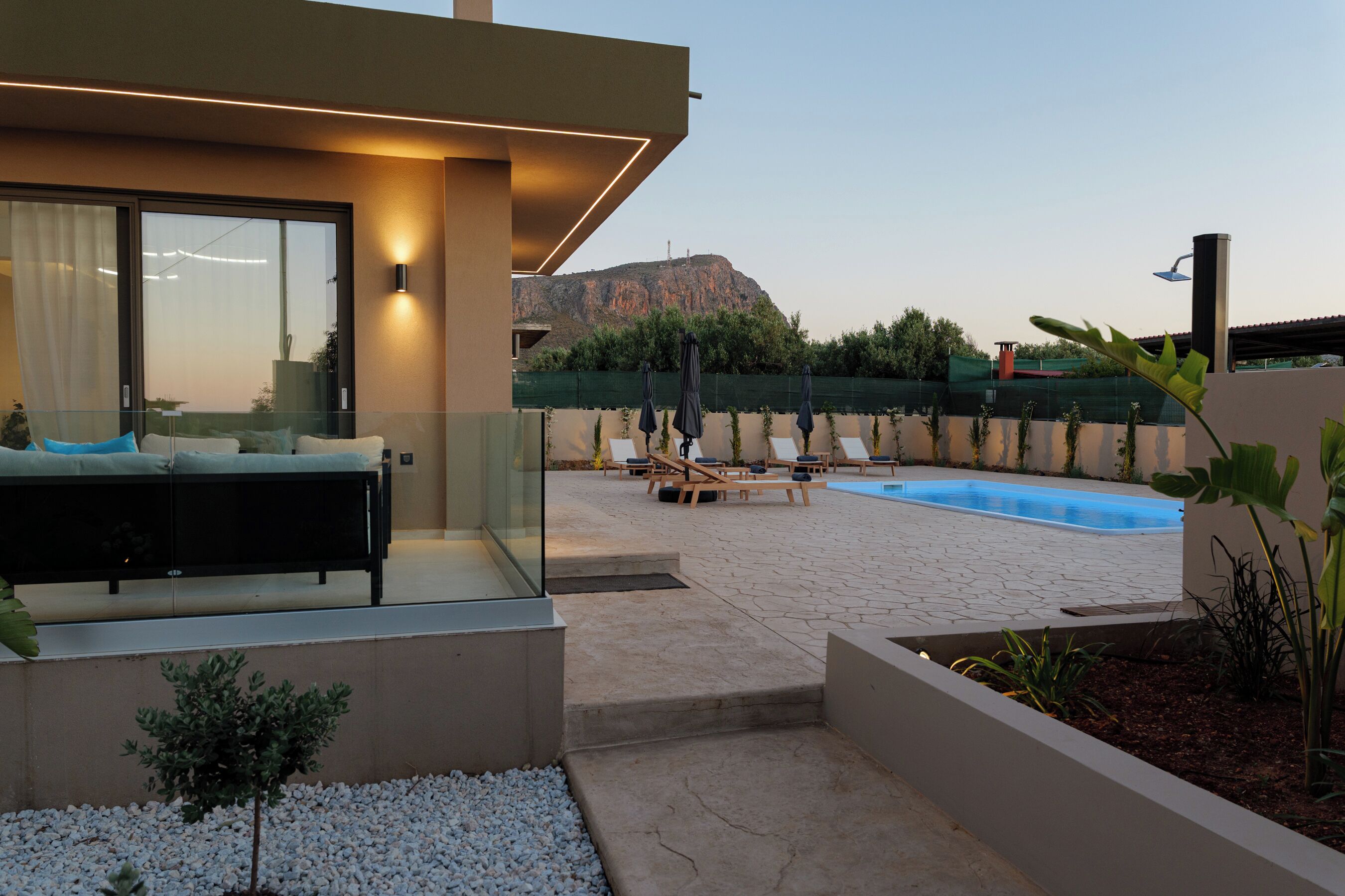 Luxury Villa | Terrace/patio